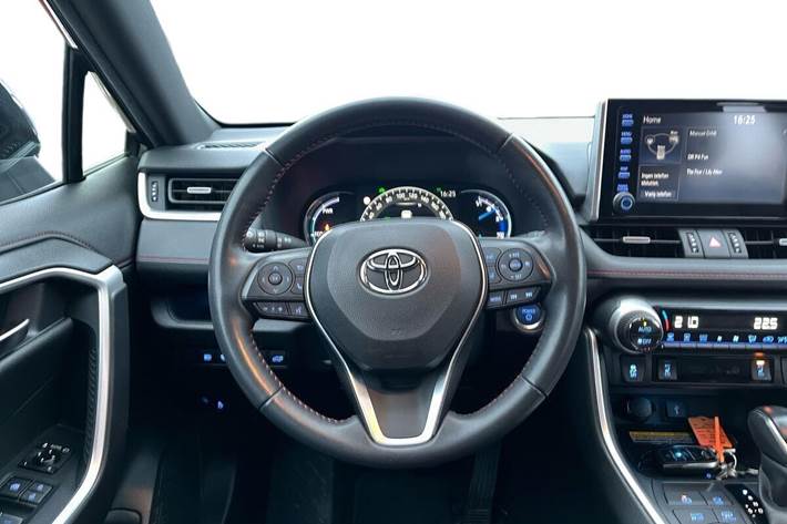 Grå Toyota RAV4 Plug-in fra 2021
