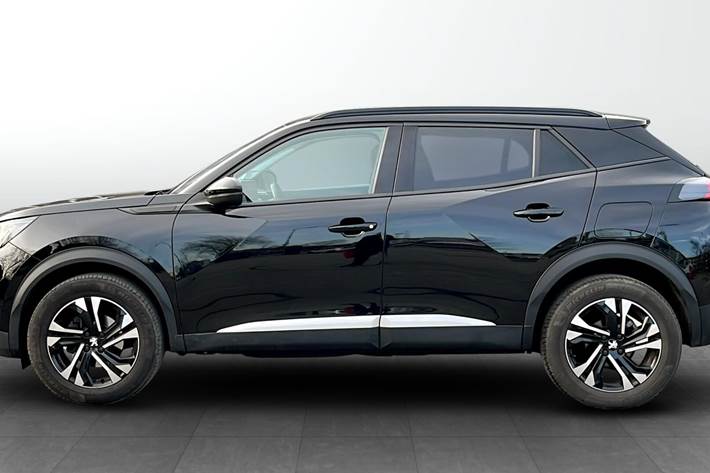 Sort Peugeot 2008 fra 2022