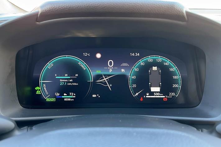 Grå Toyota C-HR fra 2025