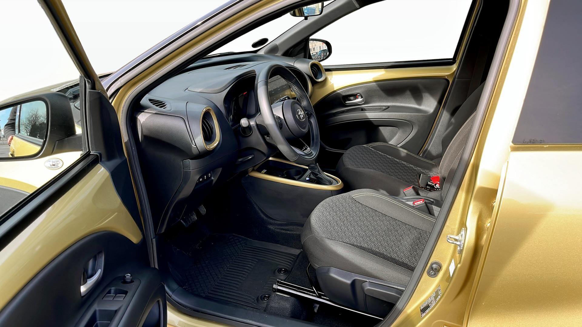 Toyota Aygo X 1,0 VVT-I Pulse Edition Design 72HK 5d Aut.