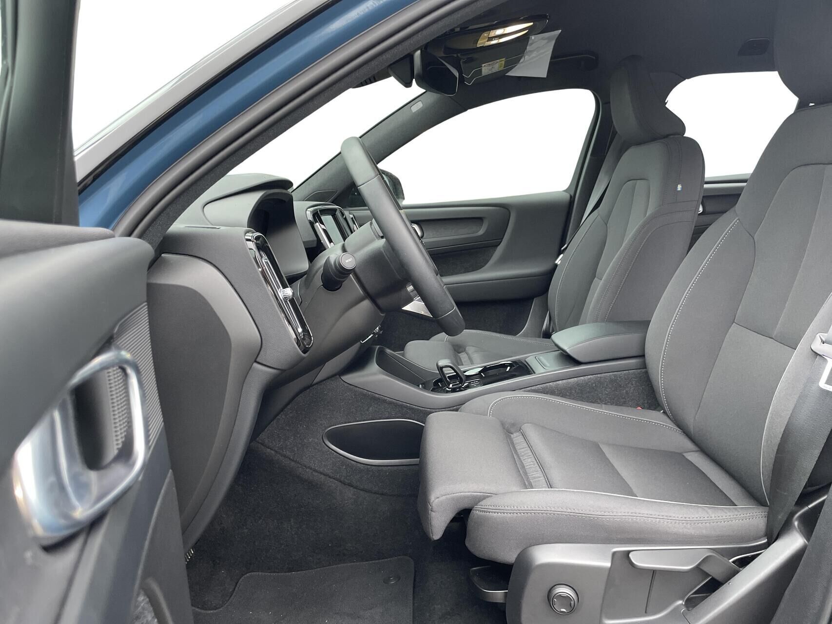 Volvo XC40 P6 Recharge Core 231HK 5d Aut.