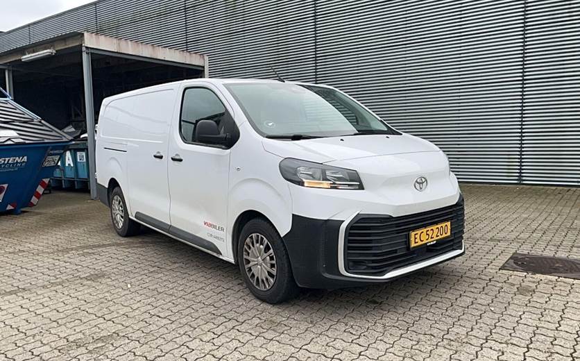 Toyota ProAce 2,0 Long D Comfort Master To skydedør 144HK Van 8g Aut.