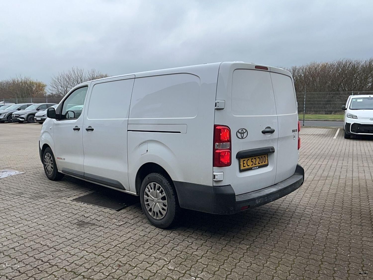 Toyota ProAce 2,0 Long D Comfort Master To skydedør 144HK Van 8g Aut.