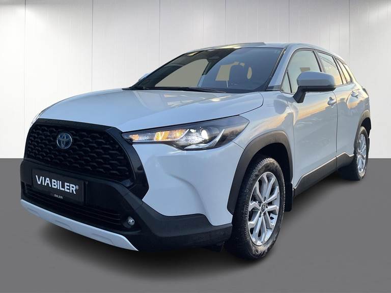Toyota Corolla Cross 2,0 Hybrid Active E-CVT 197HK 5d Aut.