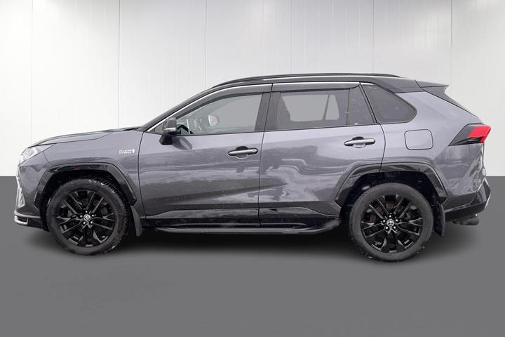 Grå Toyota RAV4 Plug-in fra 2021