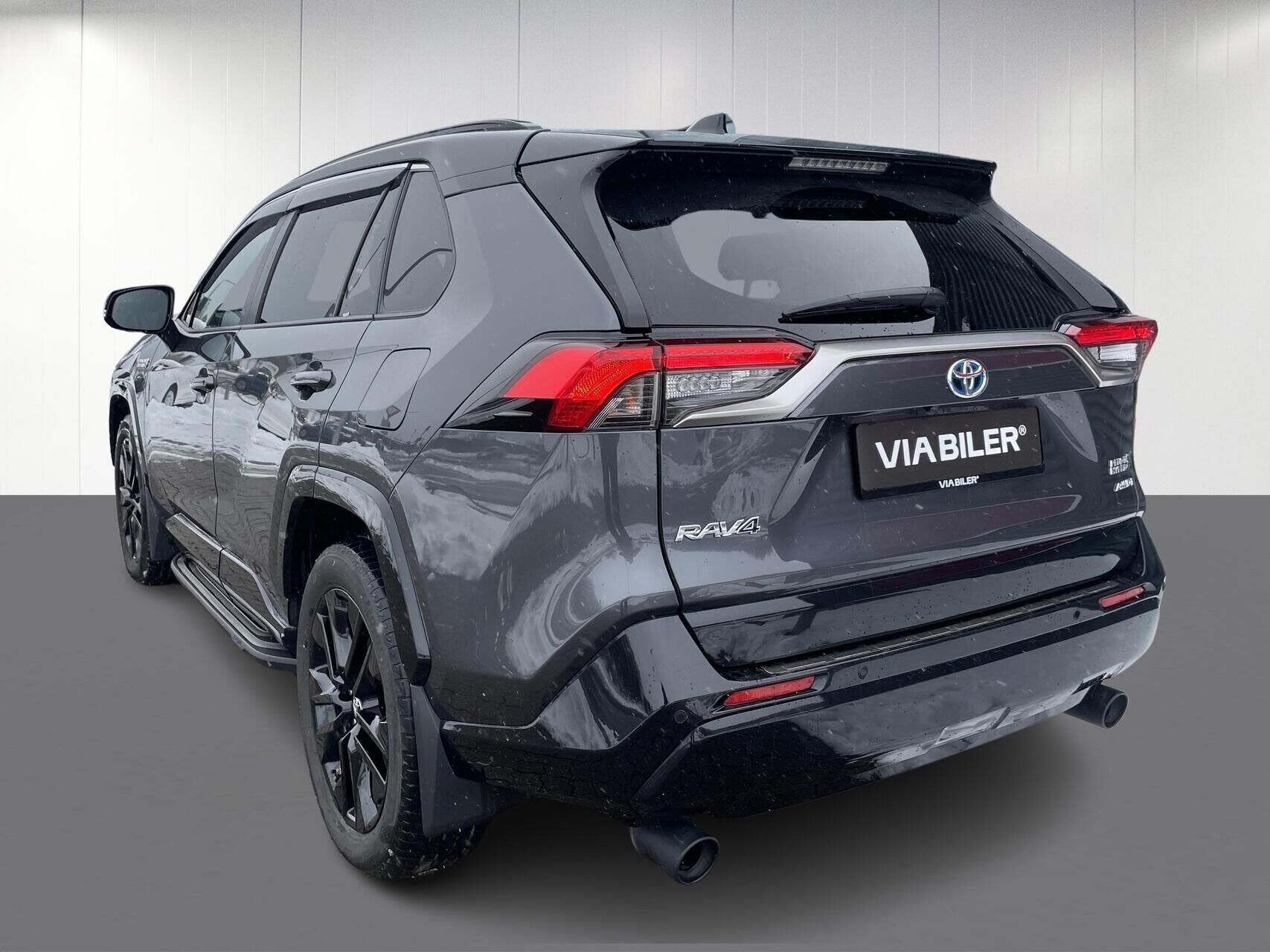 Grå Toyota RAV4 Plug-in fra 2021