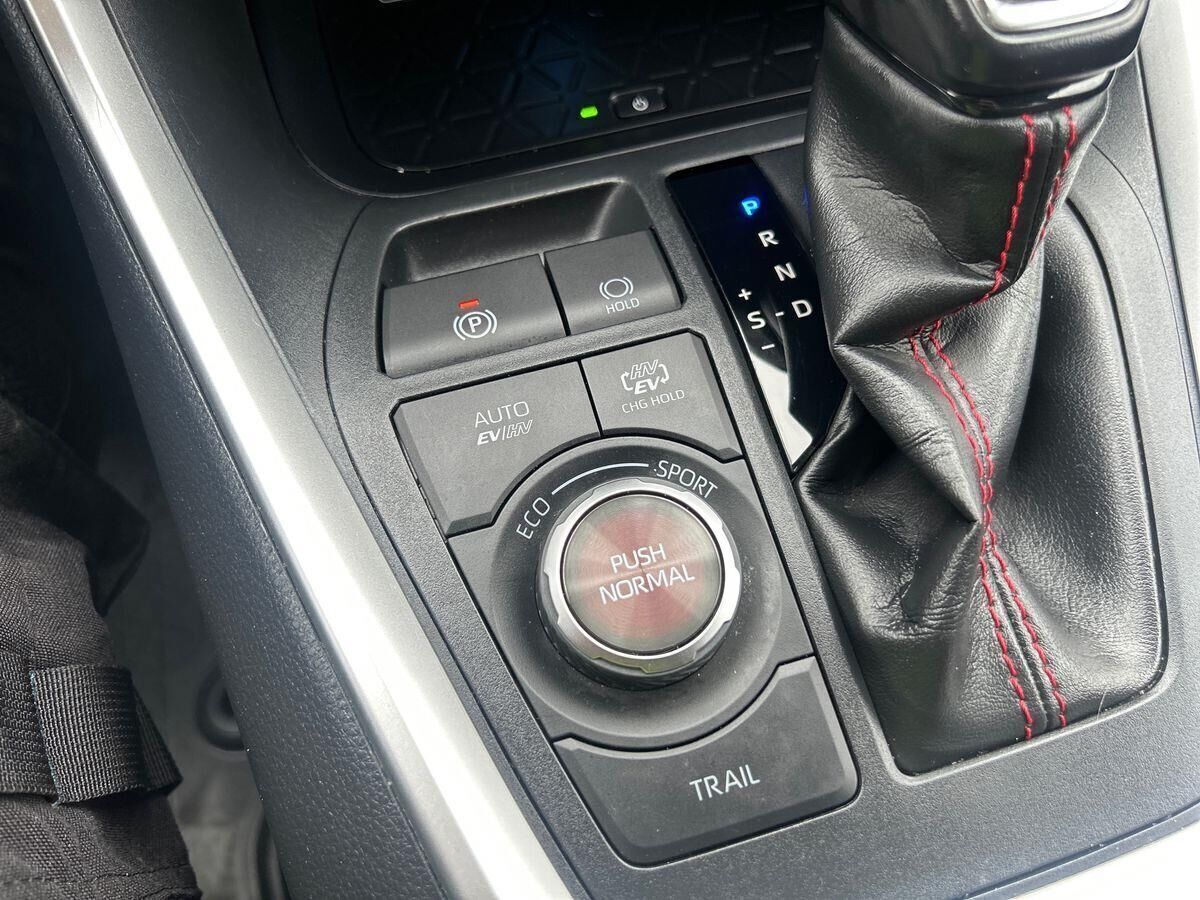 undefined Toyota RAV4 Plug-in fra 2020