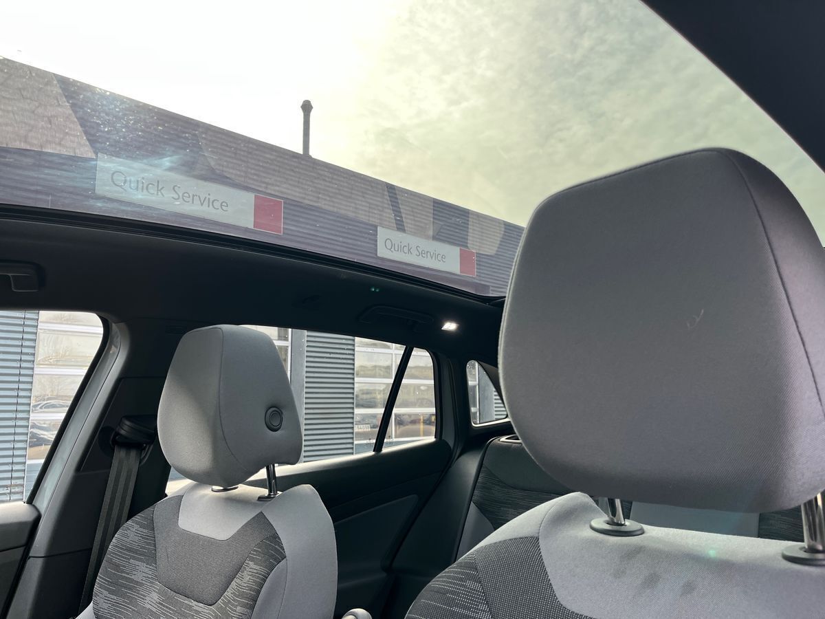 Grå VW ID.4 fra 2023