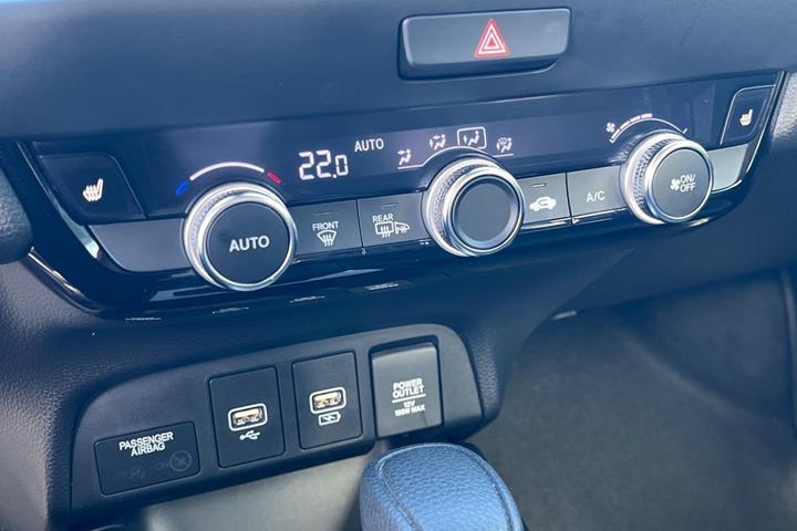 Hvid Honda Jazz fra 2021