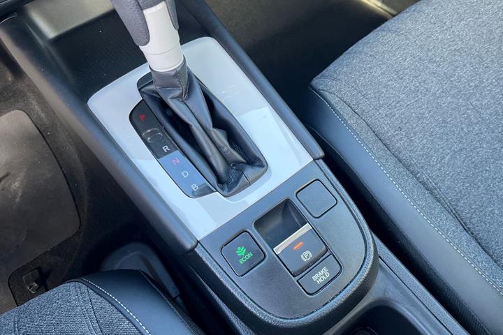 Hvid Honda Jazz fra 2021