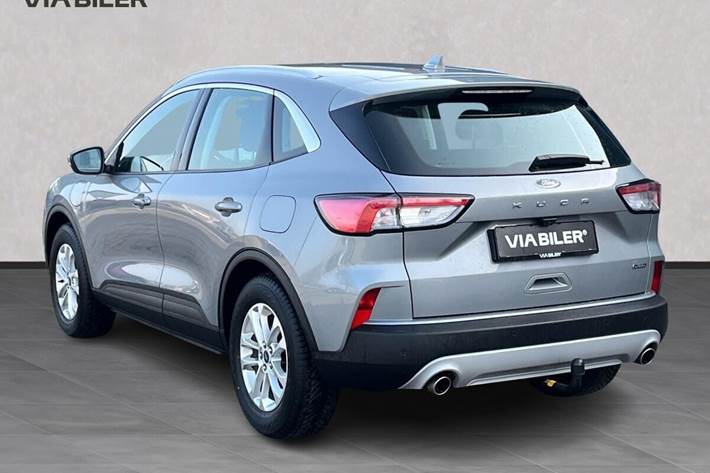 Sort Ford Kuga fra 2021