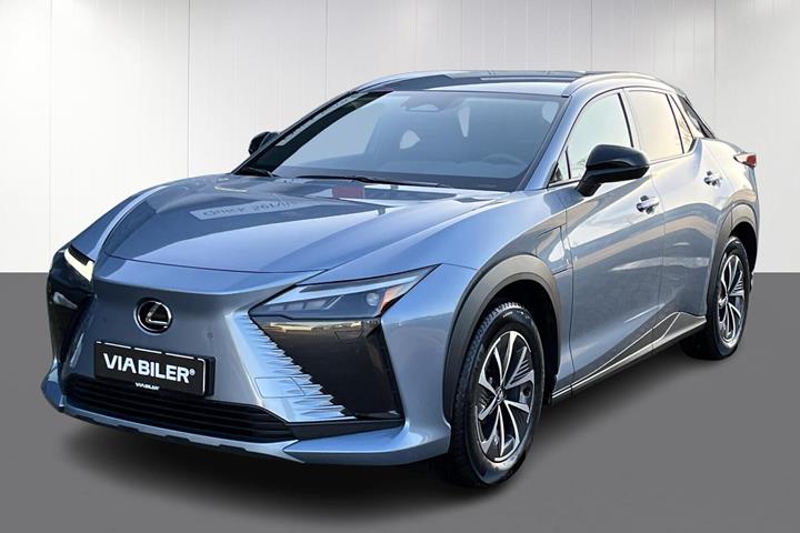 undefined Lexus RZ fra 2025 set udefra