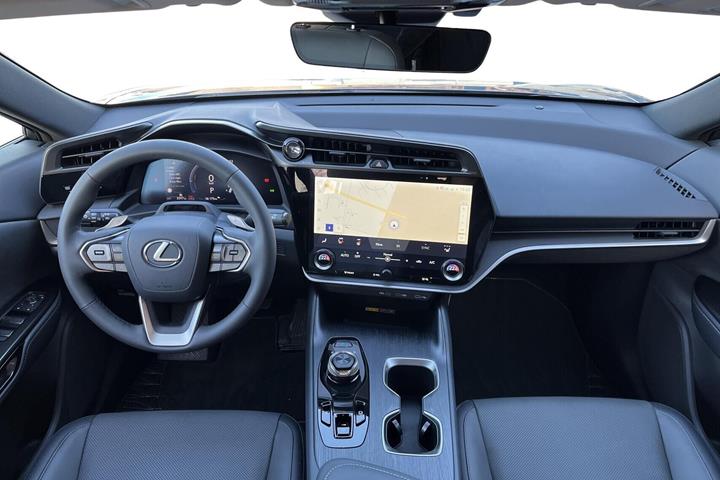 undefined Lexus RZ fra 2025
