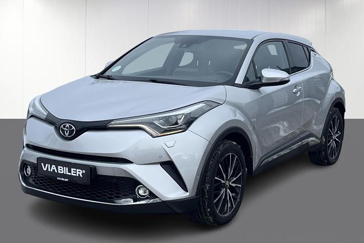 Sølv Toyota C-HR fra 2017 set udefra