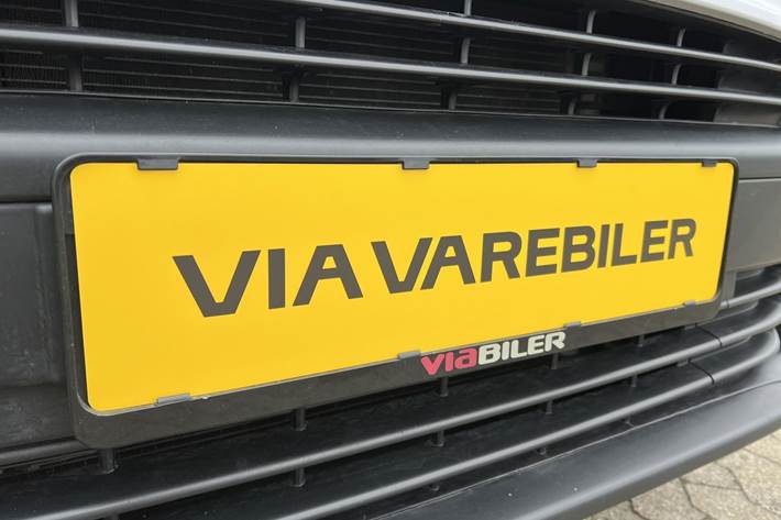 Hvid Toyota ProAce fra 2023