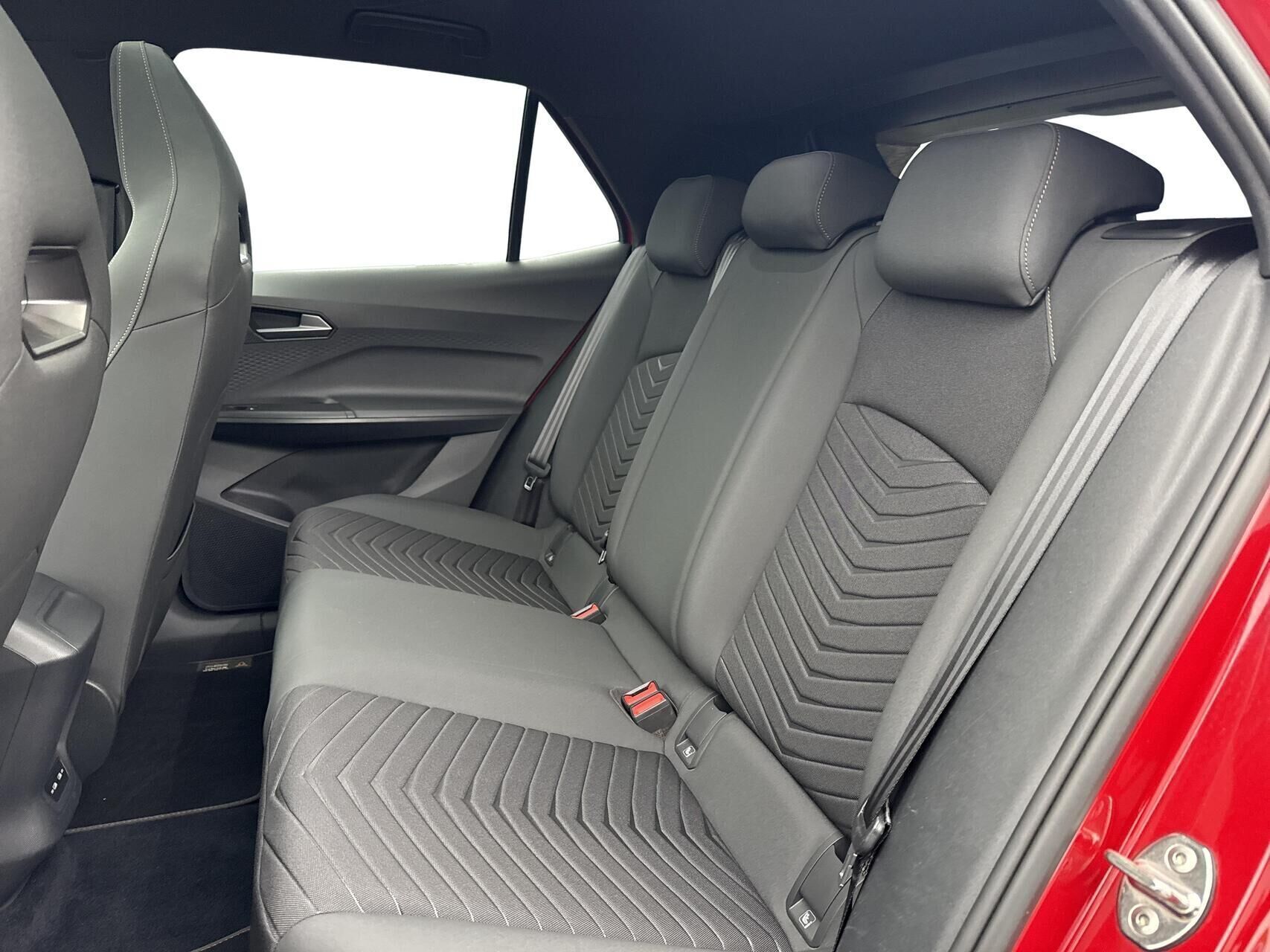 Rød Cupra Born fra 2022