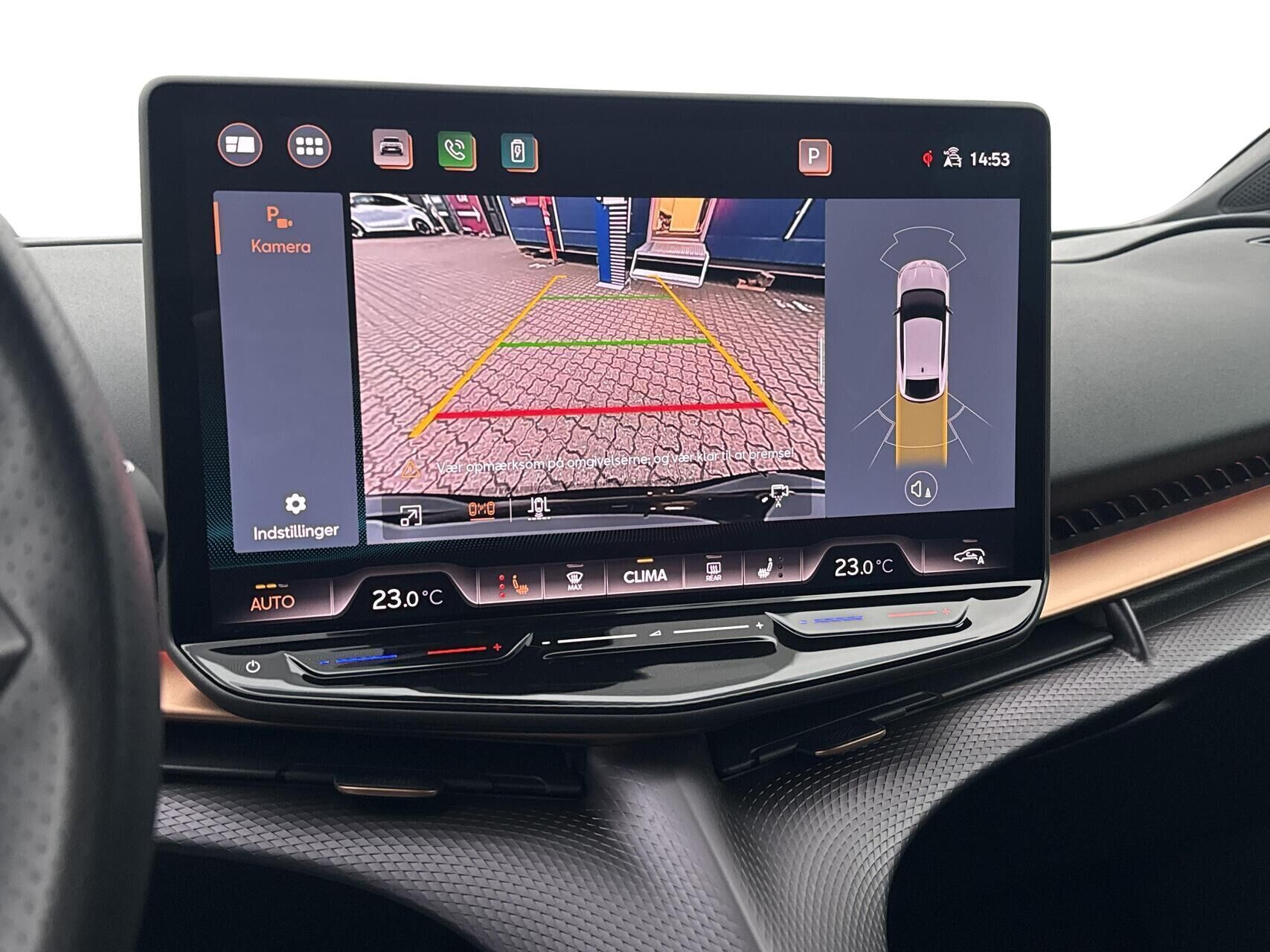 Blå Cupra Tavascan fra 2025