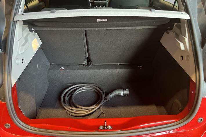 Rød Renault Zoe fra 2022