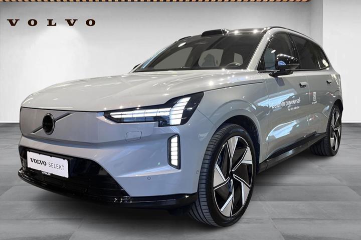 Grå Volvo EX90 fra 2025 set udefra