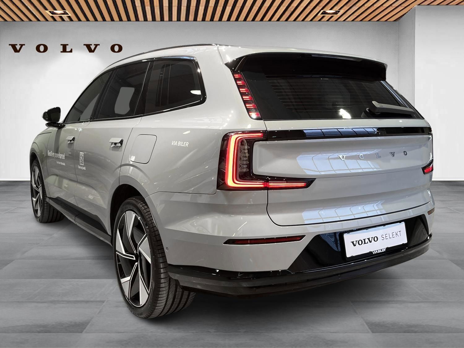 Grå Volvo EX90 fra 2025