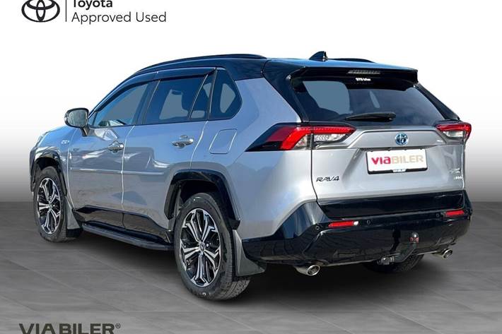 Sølv Toyota RAV4 Plug-in fra 2021