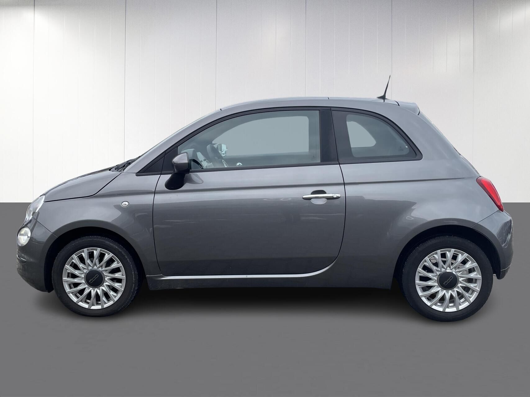 Fiat 500 1,0 Mild hybrid Lounge Plus 70HK 3d 6g