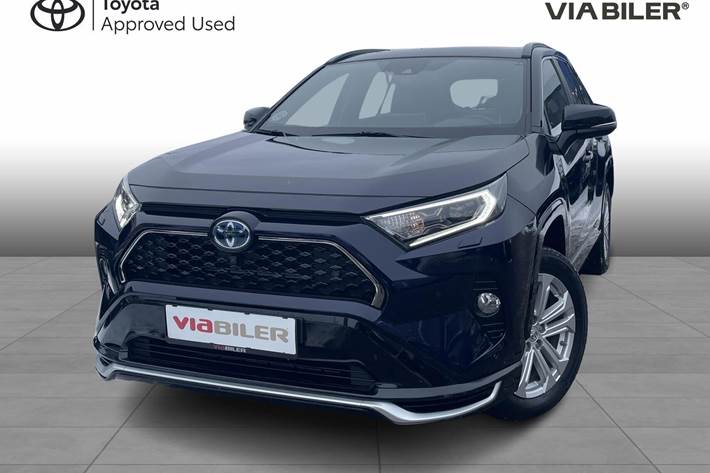 Blå Toyota RAV4 Plug-in fra 2021 set udefra