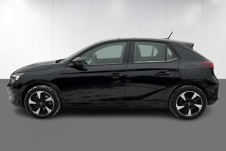 Sort Opel Corsa-e fra 2024