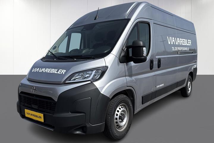Grå Toyota Proace Max fra 2024