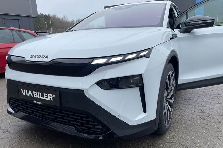 Hvid Skoda Elroq fra 2026