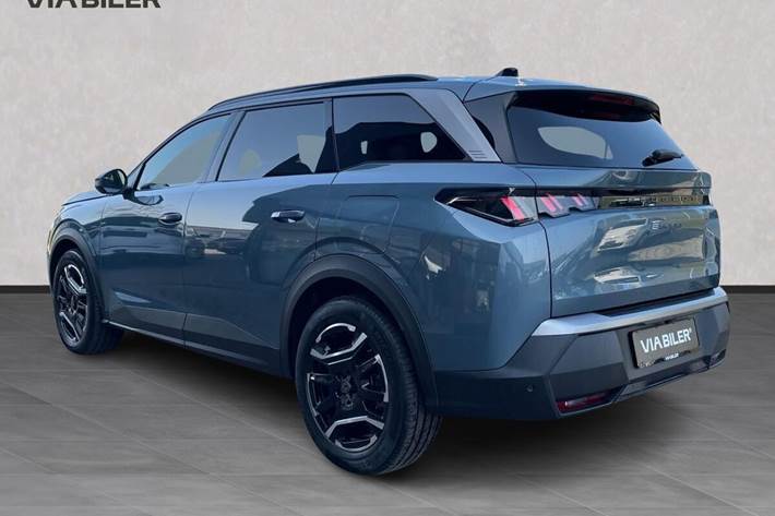 Blå Peugeot e-5008 fra 2025