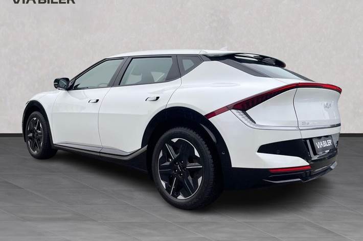 Hvid Kia EV6 fra 2025