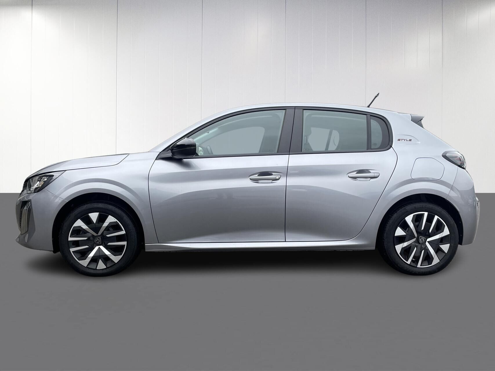 Peugeot e-208 EL Style 136HK 5d Aut.