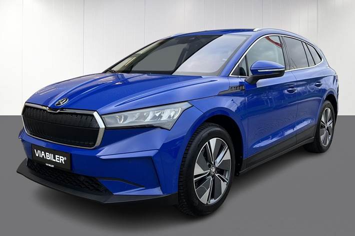 Blå Skoda Enyaq fra 2023