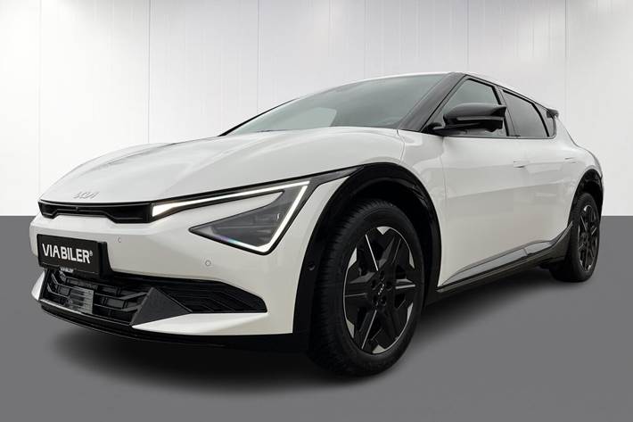 Hvid Kia EV6 fra 2025 set udefra