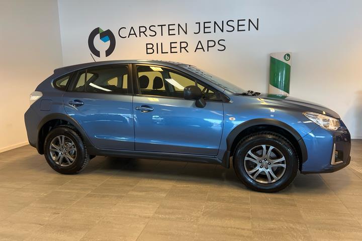 Blå Subaru XV fra 2016