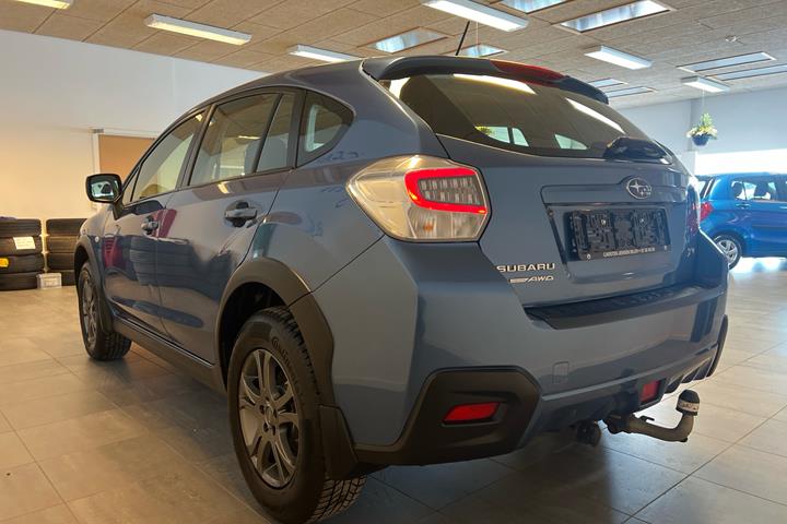 Blå Subaru XV fra 2016