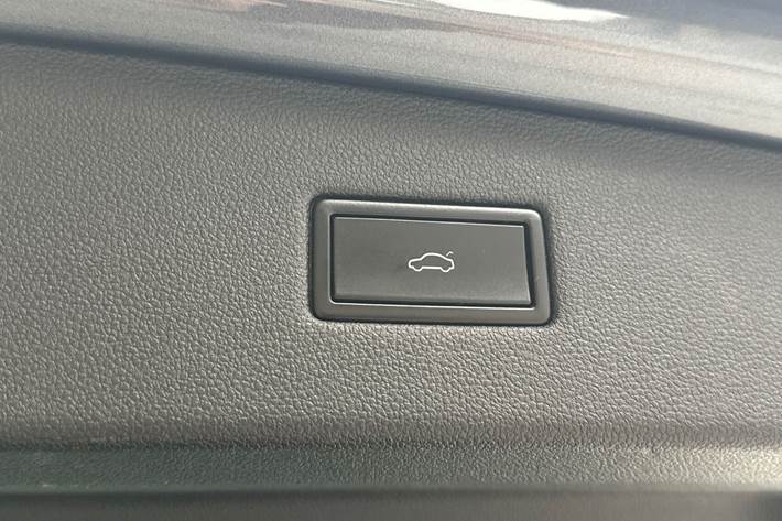 Grå Seat Tarraco fra 2020