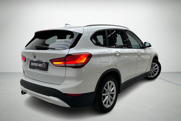 Hvid BMW X1 fra 2020