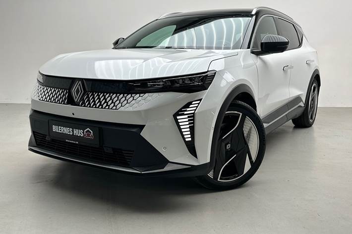 Hvid Renault Scénic fra 2024
