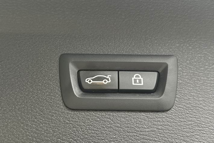 Grå BMW X1 fra 2021