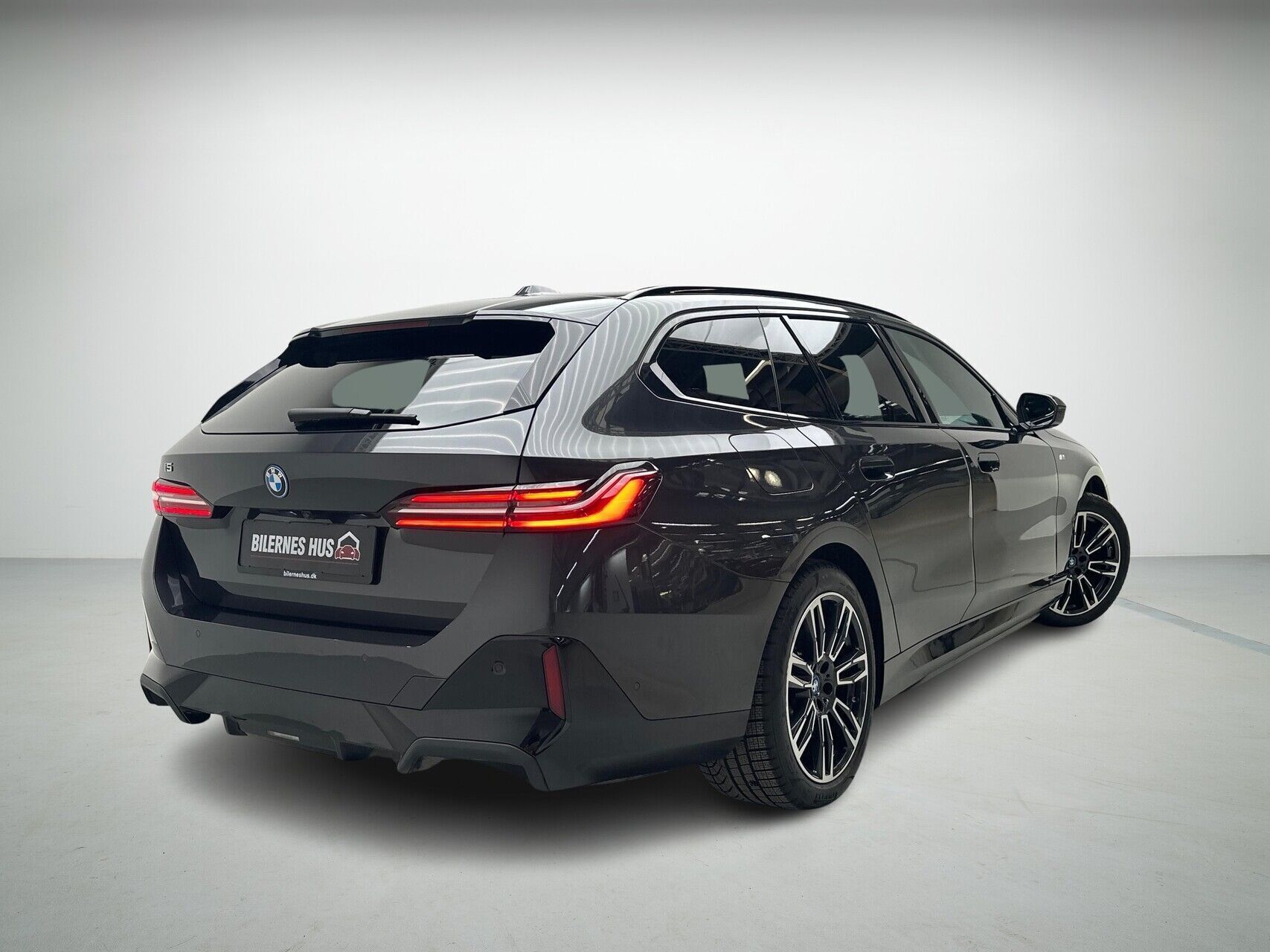 BMW i5 eDrive40 Touring EL M-Sport 340HK Stc Aut.