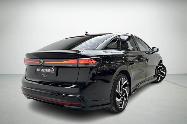 Sort VW ID.7 fra 2023