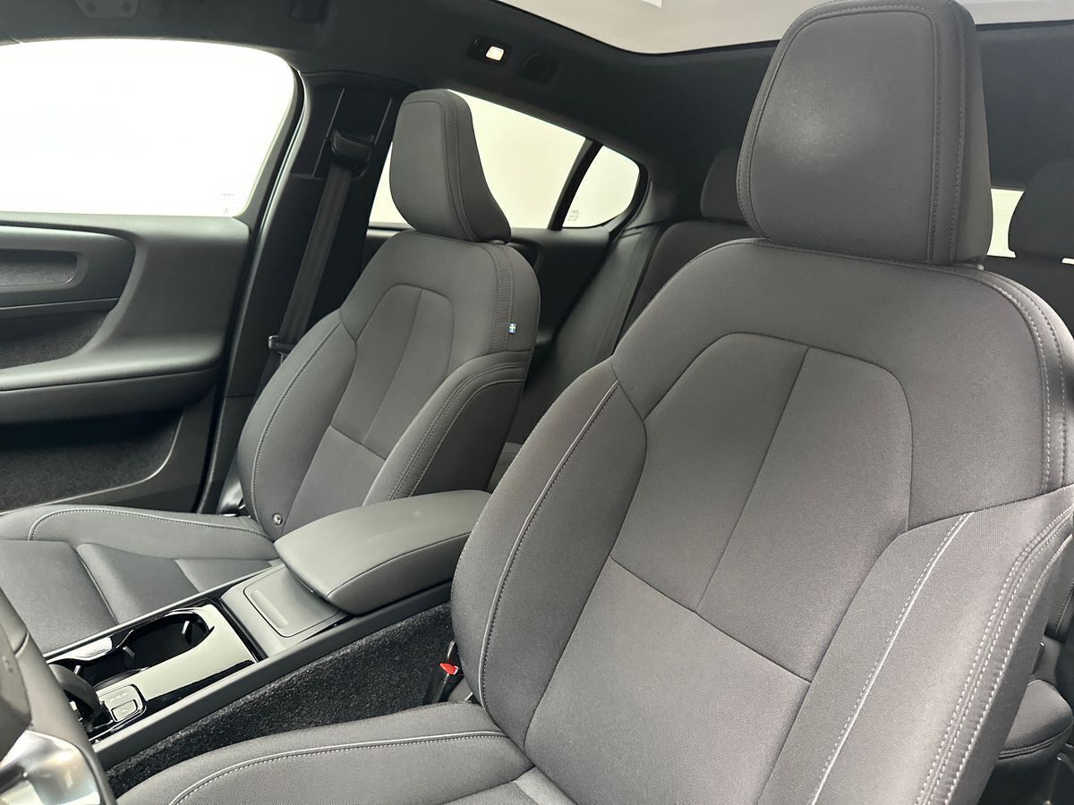 Sort Volvo C40 fra 2022