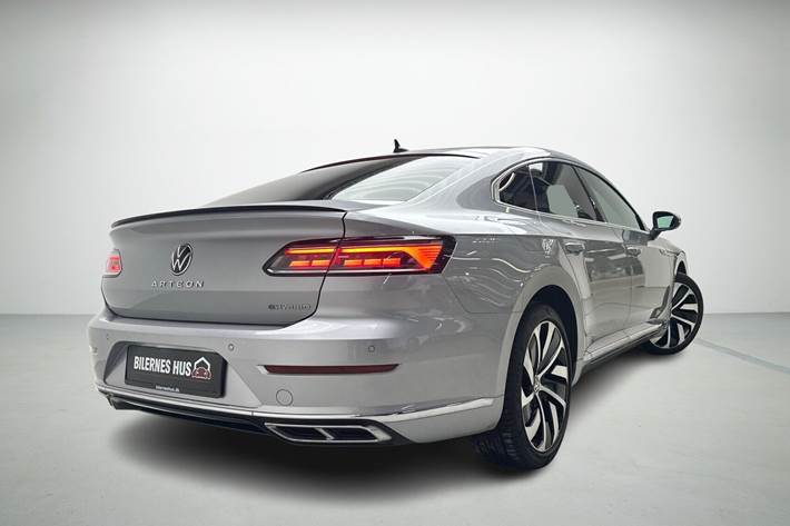 Grå VW Arteon fra 2021