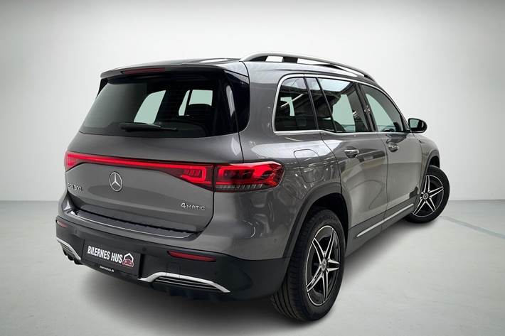 undefined Mercedes EQB 300 fra 2022