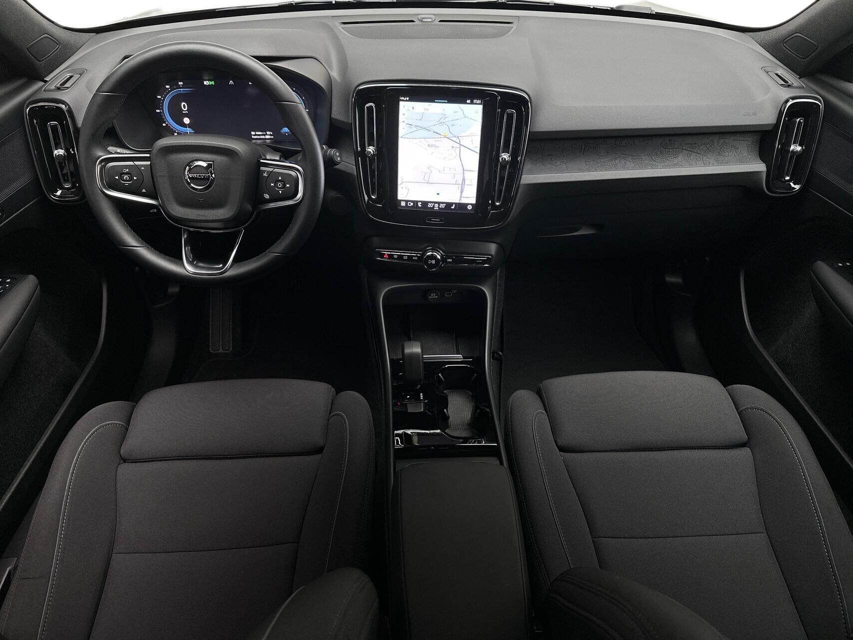 Volvo XC40 Recharge Extended Range Plus 252HK 5d Aut.