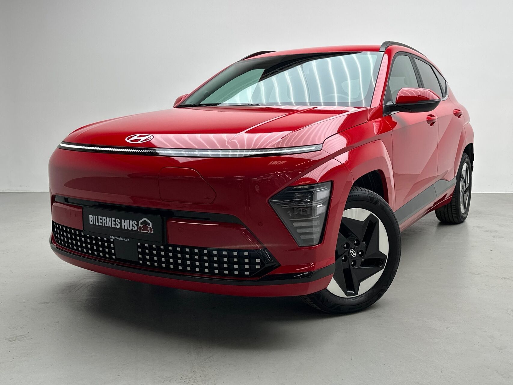Rød Hyundai Kona fra 2023