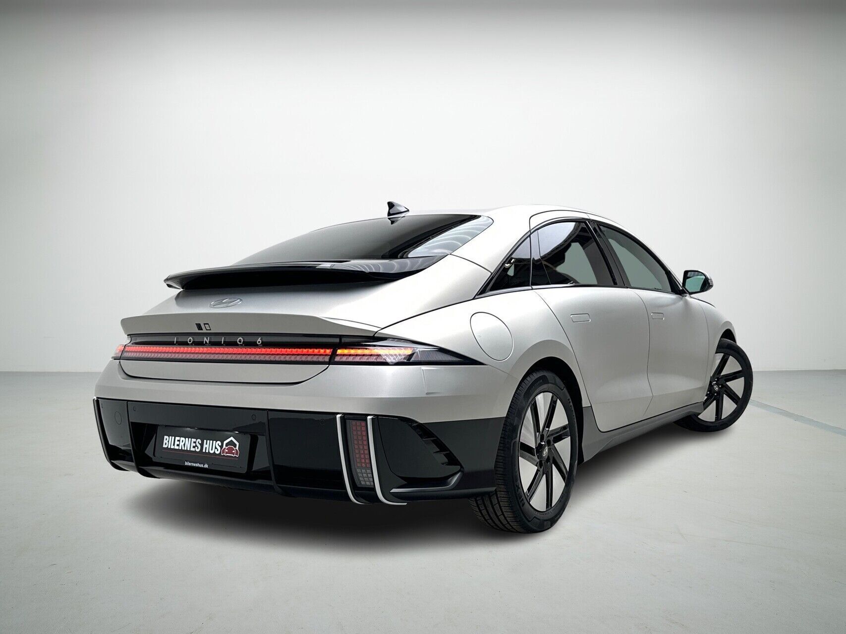 Hyundai Ioniq 6 Electric 77,4 kWh Advanced 229HK Aut.