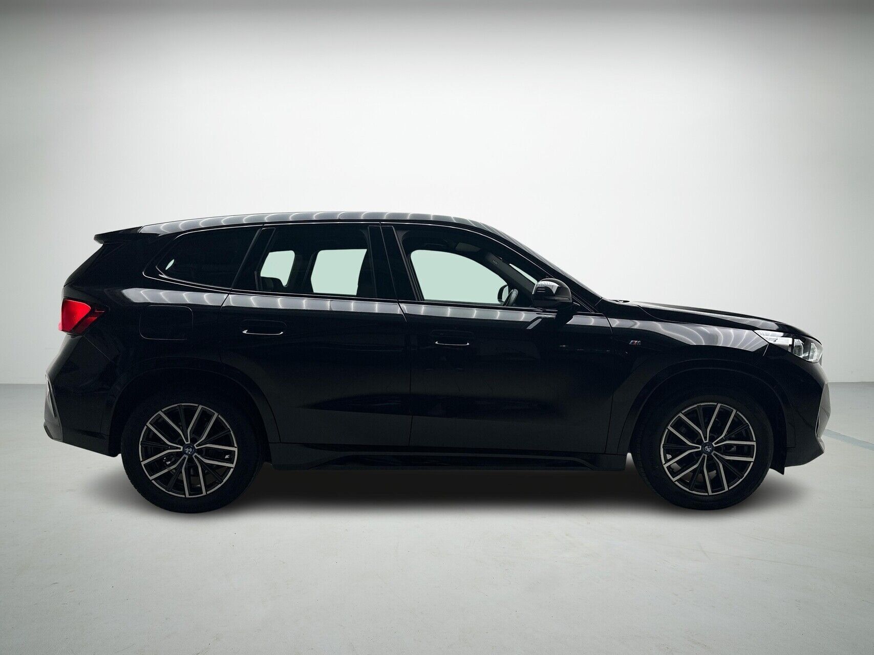 BMW iX1 eDrive20 EL M-Sport 204HK 5d Aut.